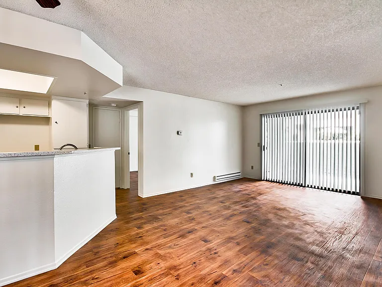 Park Center Place Apartments — Photo 15