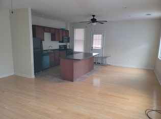 1558 Lee St E, Charleston, WV 25311