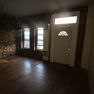 Rented by Nooklyn NYC LLC | media 48