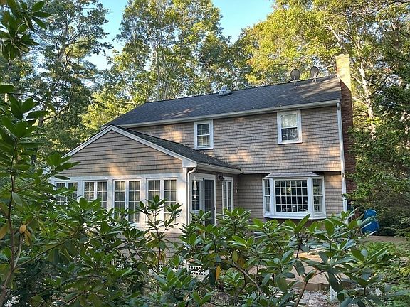 3rd image of 5 Bristol Dr