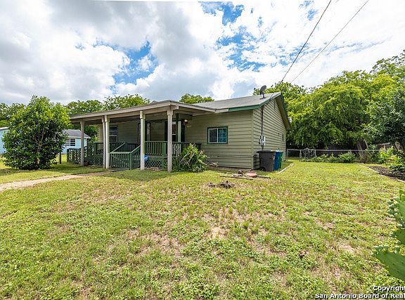 3rd image of 1419 Allende Dr