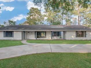 607 Jeb Stuart Ln, Conroe, TX 77302