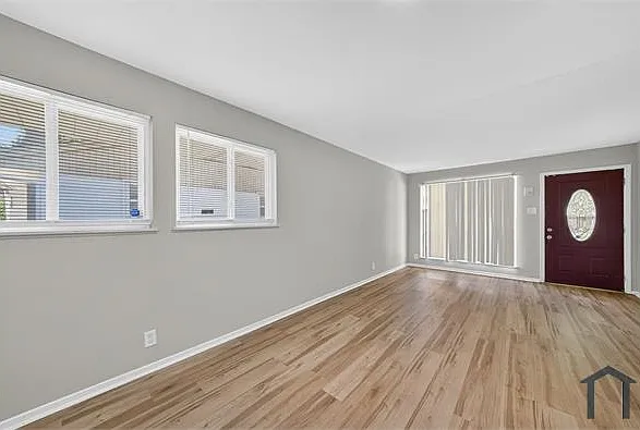 10772 Spring Garden Dr — Photo 7