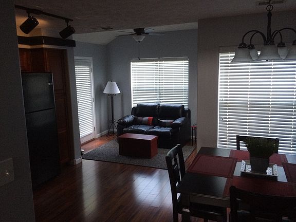 5th image of 2748 Gateway Park Ln