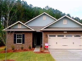 205 Harvest Farm Ct, Mount Holly, NC 28120