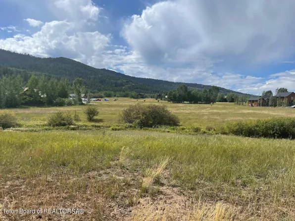 49 Warm Creek Ln, Victor, ID 83455