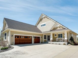 3746 Talero Curv, Chaska, MN 55318