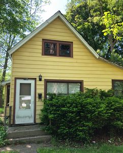 2104 Ezekiel Ave, Zion, IL, 60099