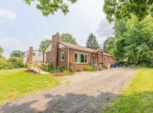 242 W Park Blvd, Medina, OH
