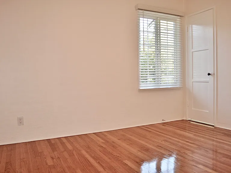 3407 Union St — Photo 16