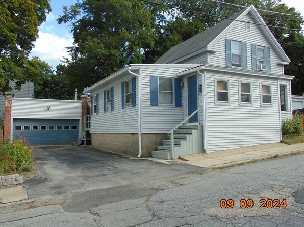 14 Brigham St, Fitchburg, MA 01420