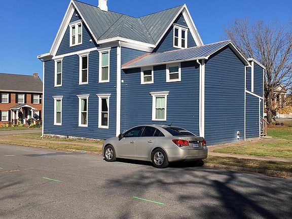 3rd image of 2104 Chestnut Ave