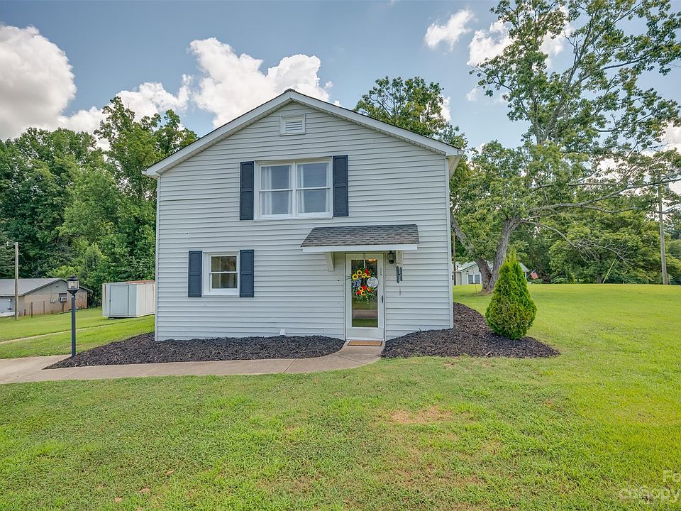 1st image of 124 Maiden Ln