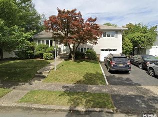 50 Harding Ave, Dumont, NJ 07628