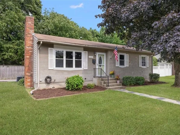 120 Tampa St, West Warwick, RI 02893