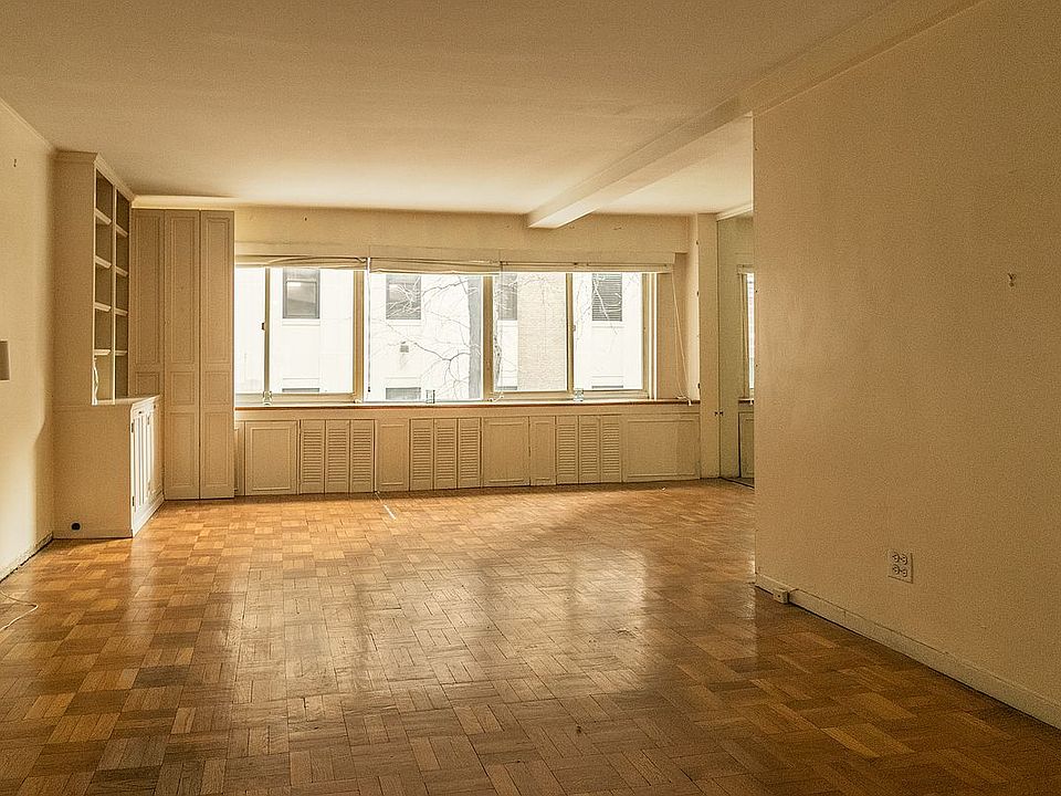 1st image of 240 E 55th St APT 3E