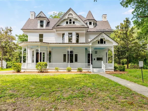 404 Bowdon St, Tallapoosa, GA 30176