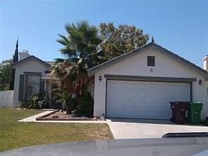 2nd image of 25625 Calabria Dr