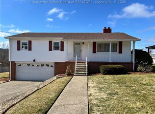 3 Meadow Ln, Scott Depot, WV 25560