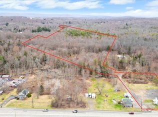 4 Hope Dr, Gouldsboro, PA 18424