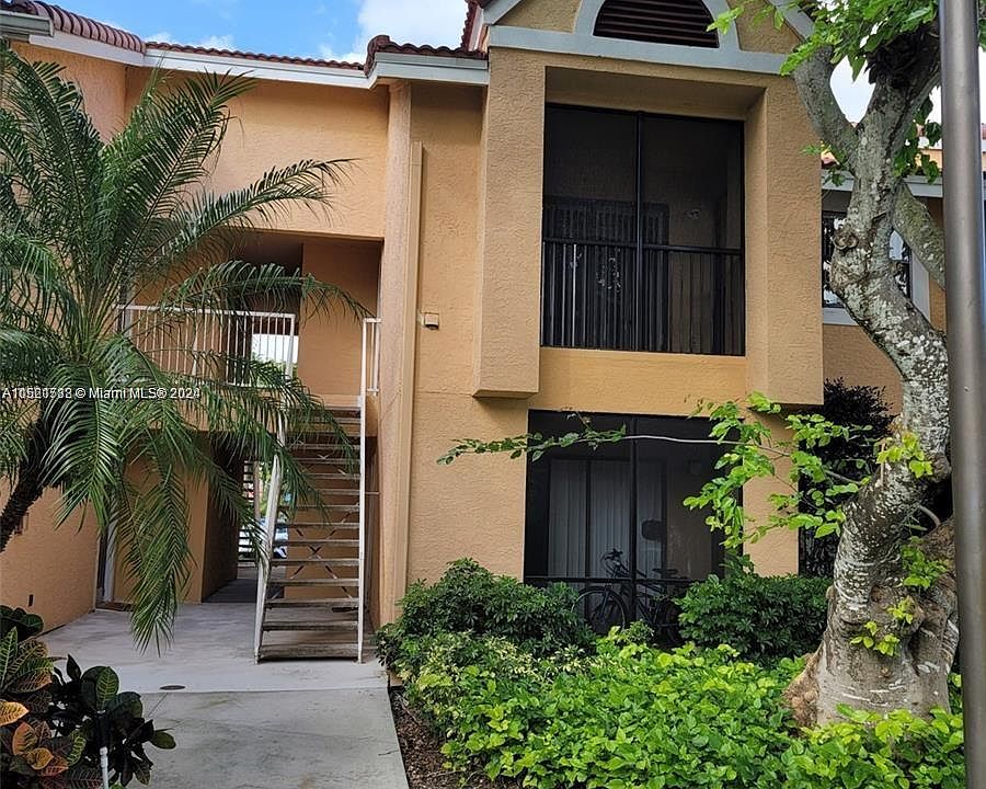 15560 SW 104th Ter APT 6211, Miami, FL 33196 | Zillow