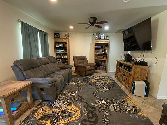 4th image of 13590 Phoenix Dr