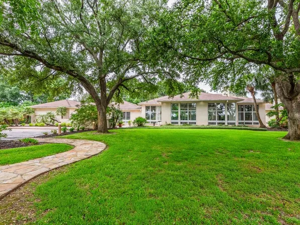 2801 Merriman St, Port Neches, TX 77651