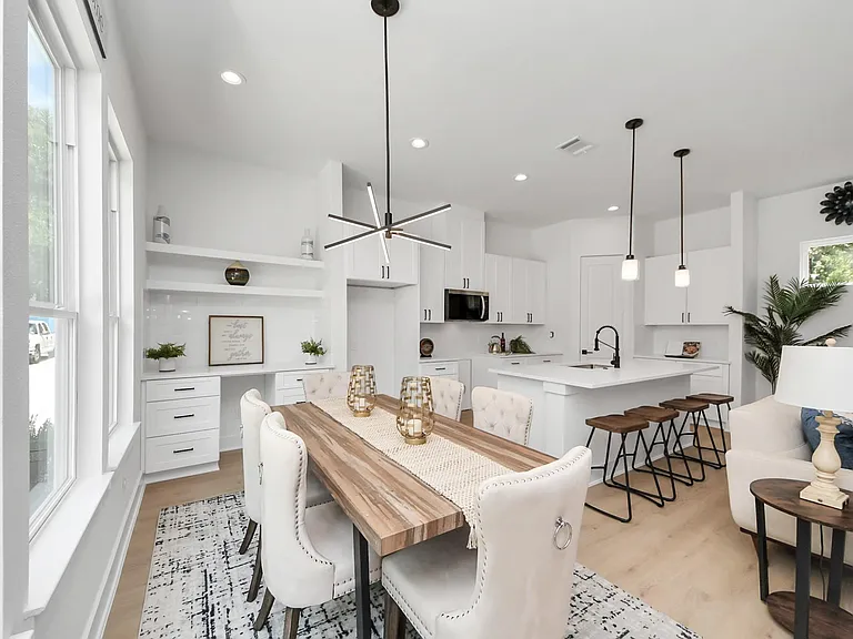 860 Rachel St #A — Photo 8