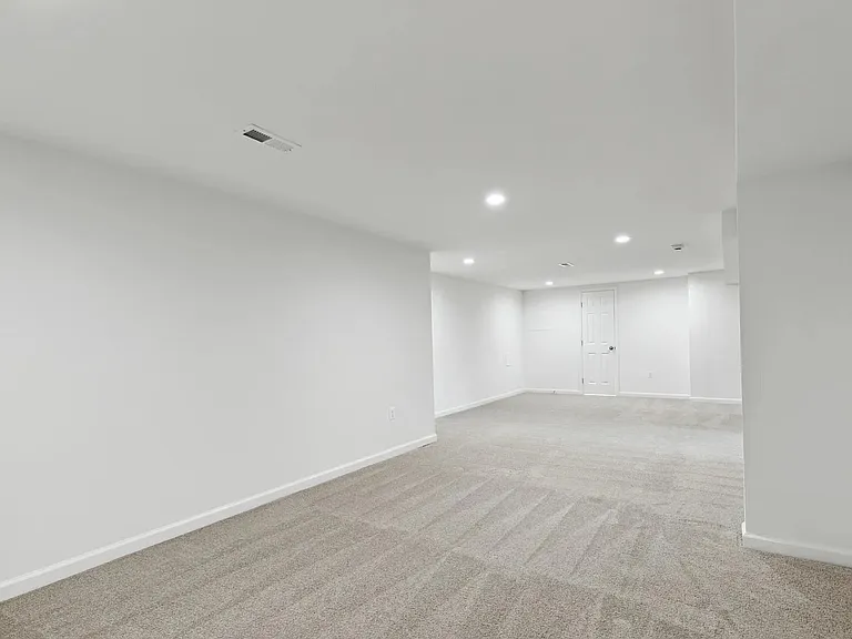 5522 Lanham Way — Photo 44