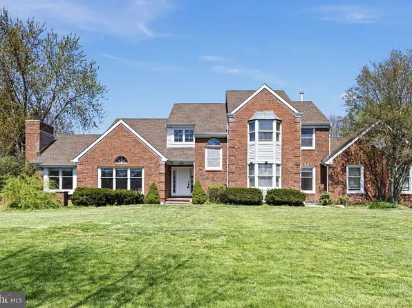 19 Garnet Ln, Princeton Junction, NJ 08550