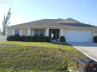 526 NW 16th Ter, Cape Coral, FL 33993