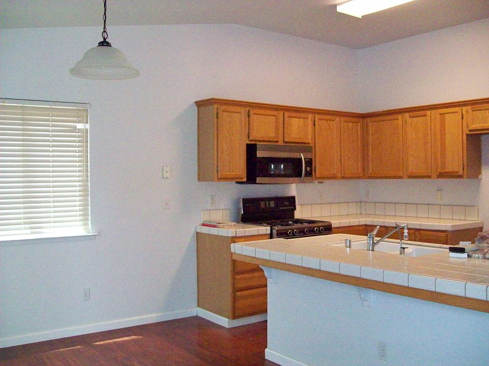 2nd image of 4582 N Delbert Ave