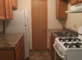 111 N Eagle St APT 4, Oshkosh, WI 54902