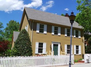 2 Pendleton Pl, Kingsport, TN 37664