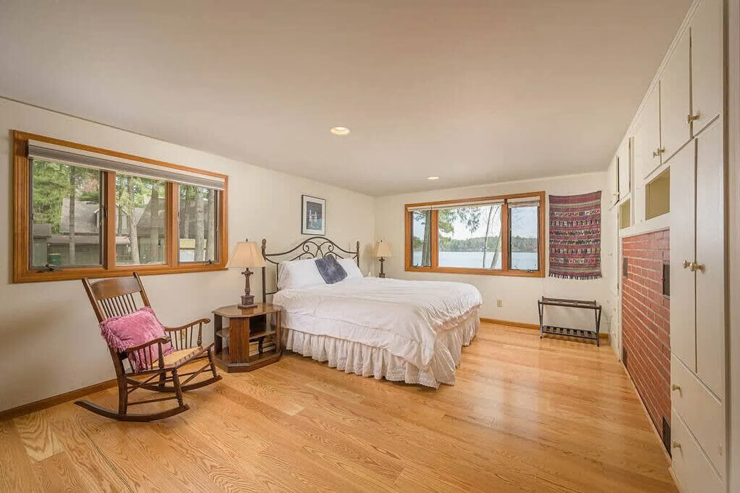 4 bed, 3.0 bath, 2992 sqft, $6,178 — Photo 3