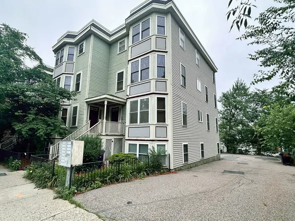 2963 Washington St #B, Roxbury, MA 02119