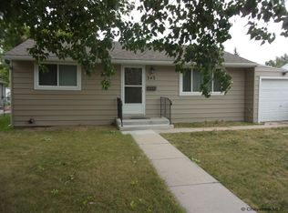 343 McComb Ave, Cheyenne, WY 82007