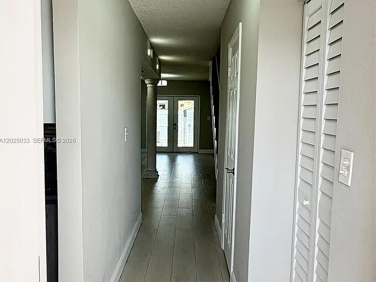 1705 W 57th St #506 — Photo 13