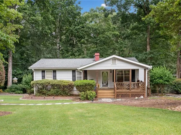 307 Little Hickory Ln, Woodstock, GA 30189