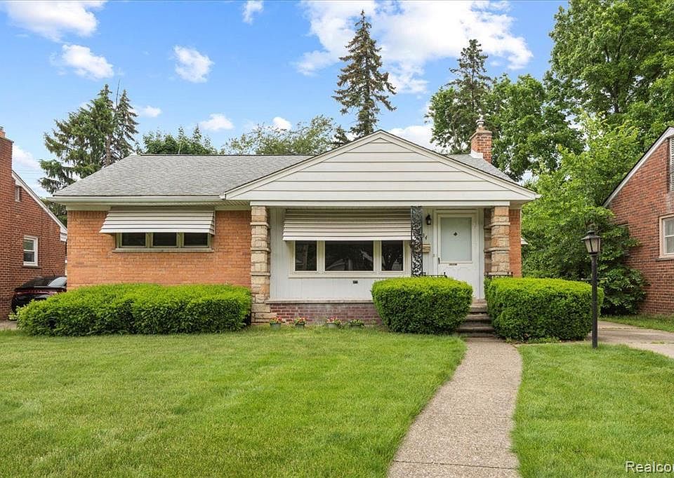 2034 Carlysle St, Dearborn, MI 48124 Zillow