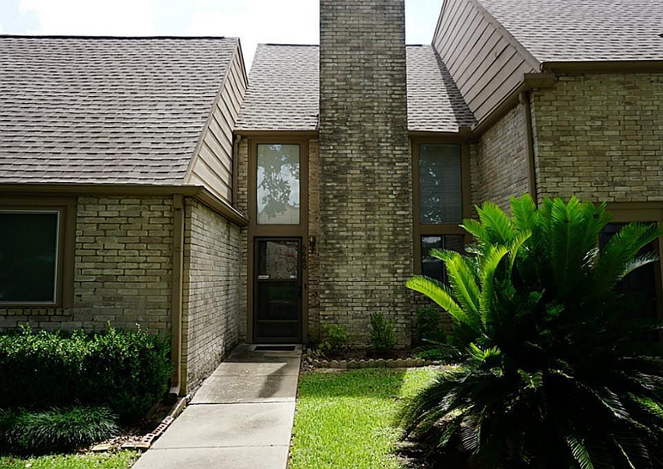 1st image of 6660 Montauk Dr #1