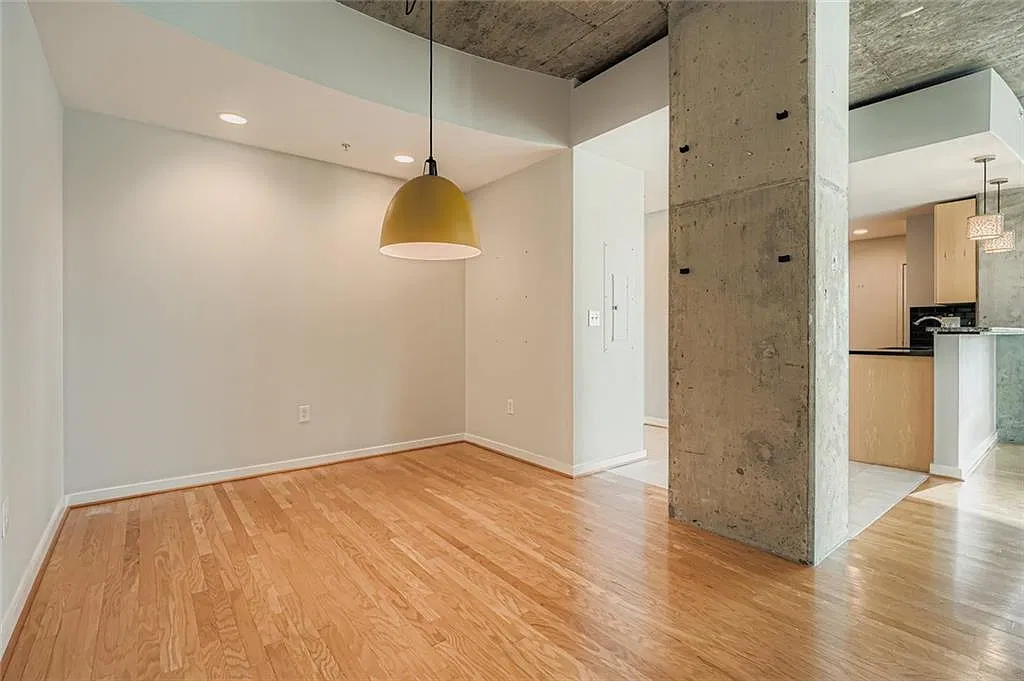 2 bed, 2.0 bath, 1354 sqft, $3,450 — Photo 4