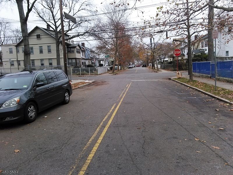 2nd image of 284-286 Weequahic Ave