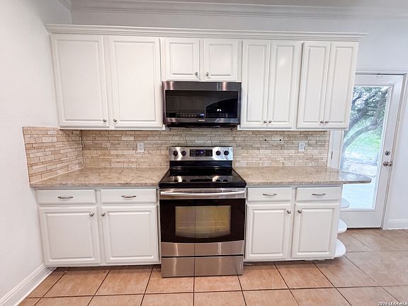 4th image of 4247 RICHMOND AVE