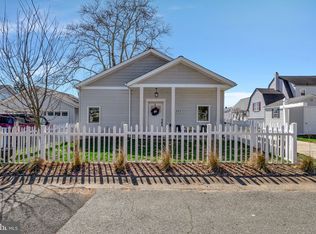 202 Riverview Rd, Claymont, DE 19703