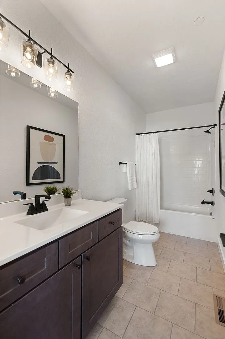 Brewhaus Townhomes — Photo 2