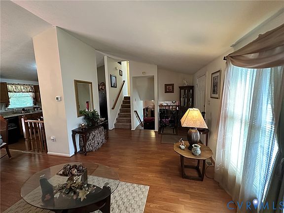 3rd image of 9244 Tweed Pl