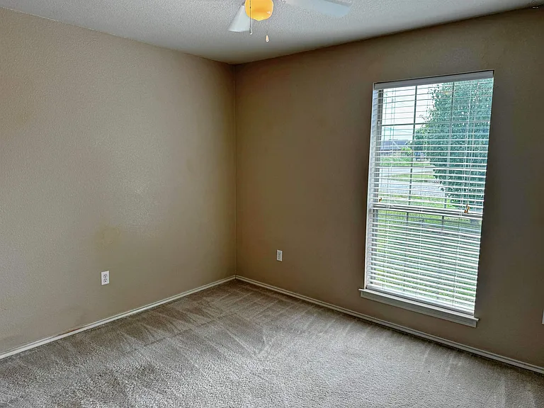 5441 Ricci St — Photo 14