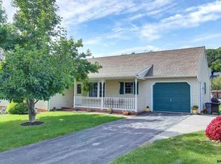 3 Crawford Ct, New Freedom, PA 17349