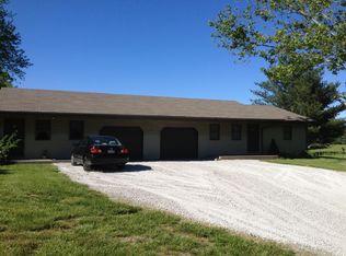 3598 Dillinger Rd, Carbondale, IL 62901